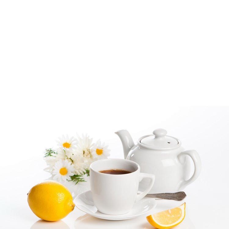 Открытка цветы на фоне голубого неба  сиреневые цветы  Доброе утро 