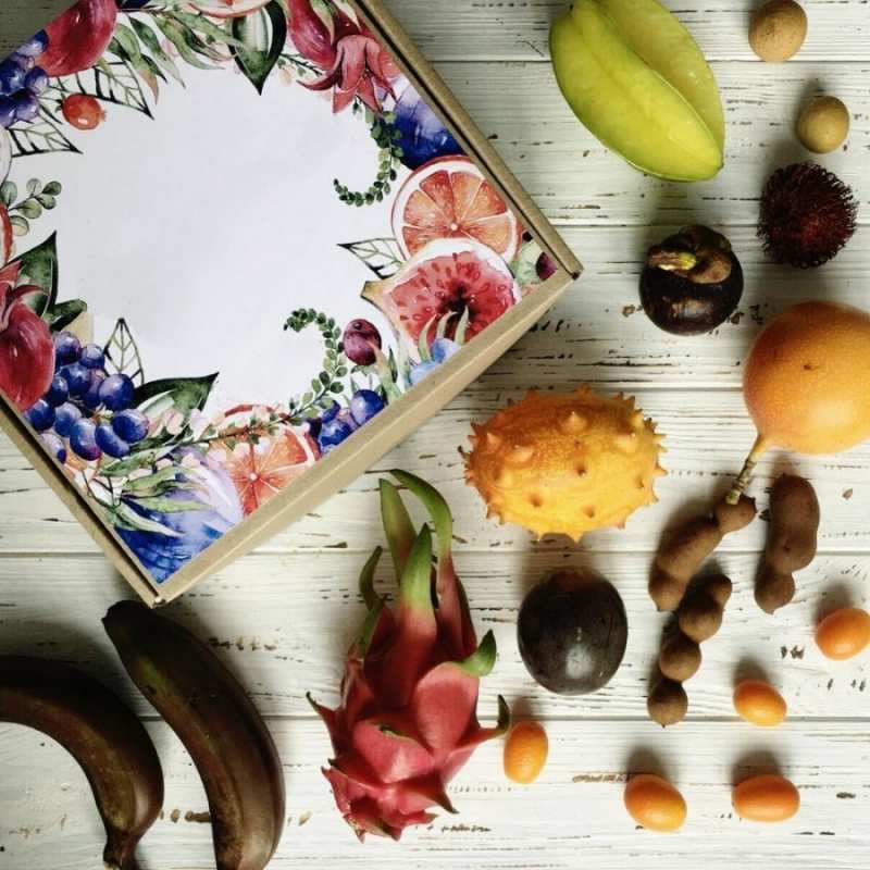 Открытка не знаю как это поможет выздороветь  но вот кто то считает что это полезно  Выздоравливай 