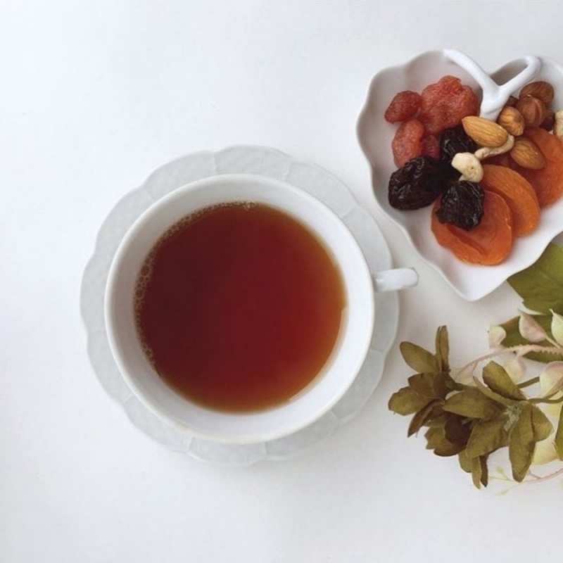 Открытка чай и сухофрукты  неизвестные растения  Выздоравливай 