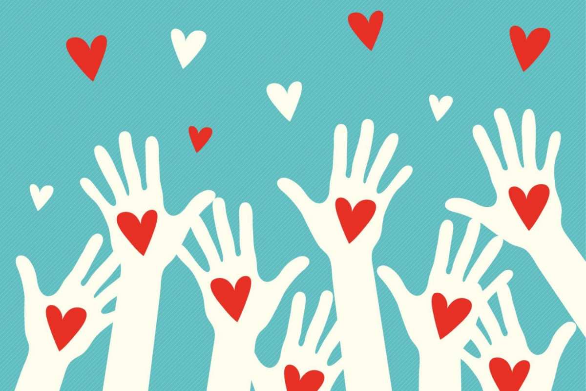 Открытка руки с сердцами  с днем волонтера  С днем волонтера 