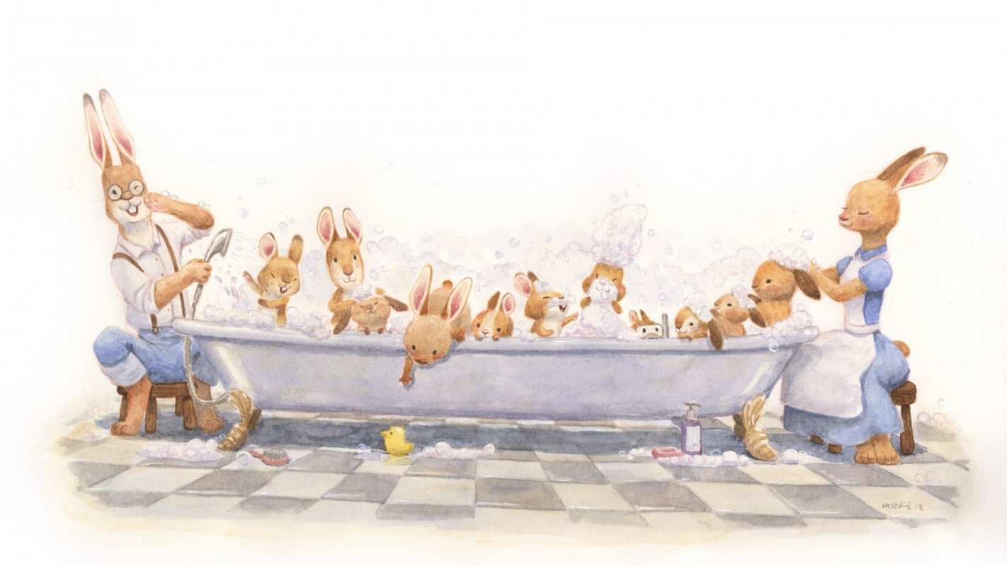 Открытка большая семья мама купает детей  с днем семьи   С днем семьи 