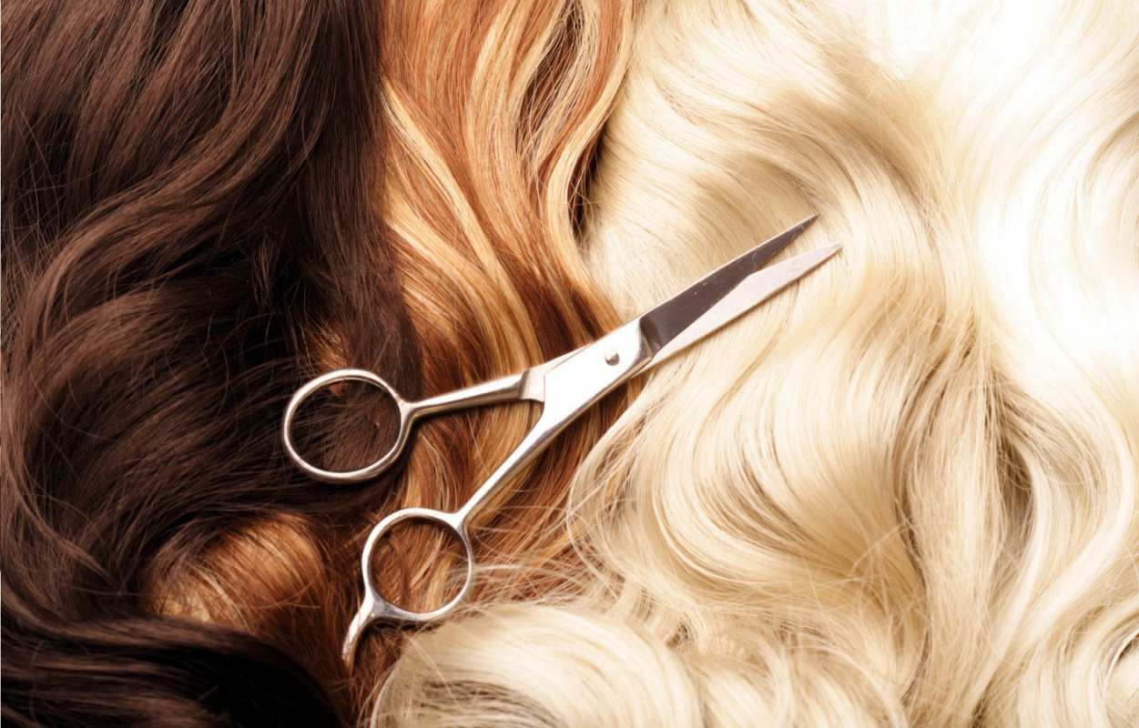 Открытка волосы разного цвета  с днем парикмахера ножницы волосы  С днем парикмахера 