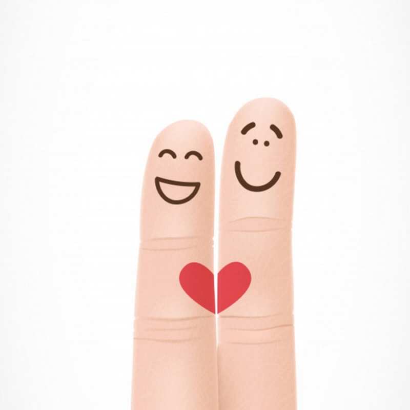 Открытка два пальца с сердечком  графика  Желаю тебе удачи 